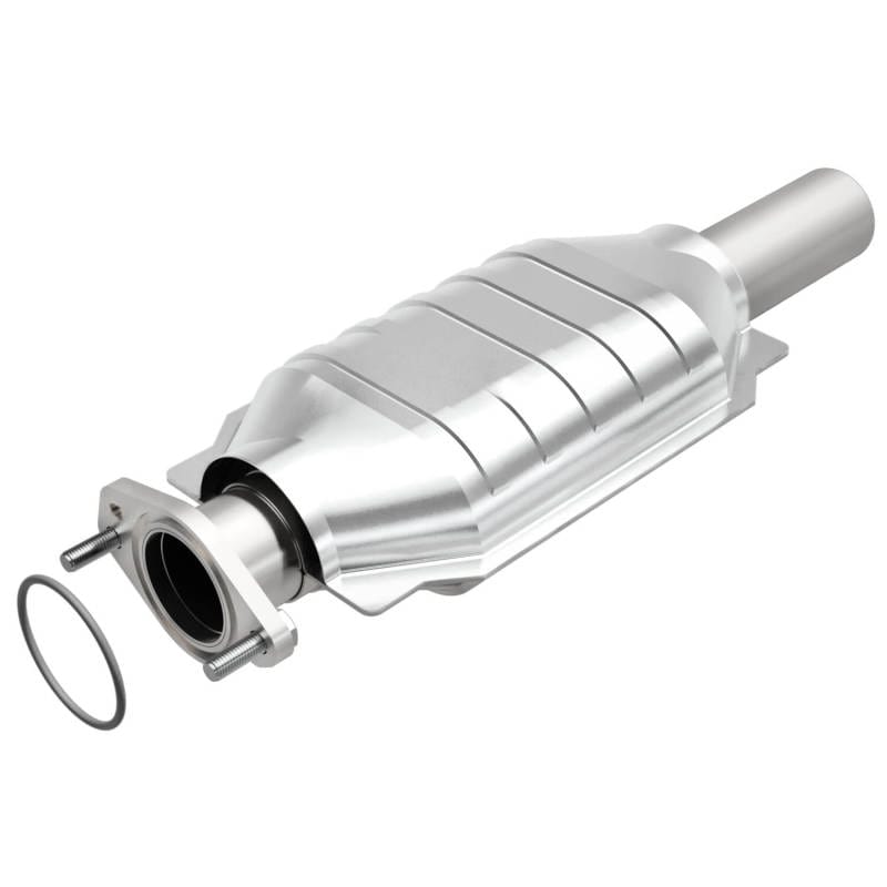 Magnaflow — OEM Grade Direct-Fit Catalytic Converter