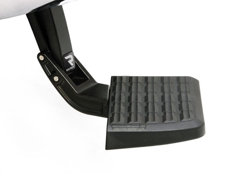 AMP Research — Bedstep Flp Dwn Bmpr Stp 11-14 Silv/Sra 2500/3500
BedStep®