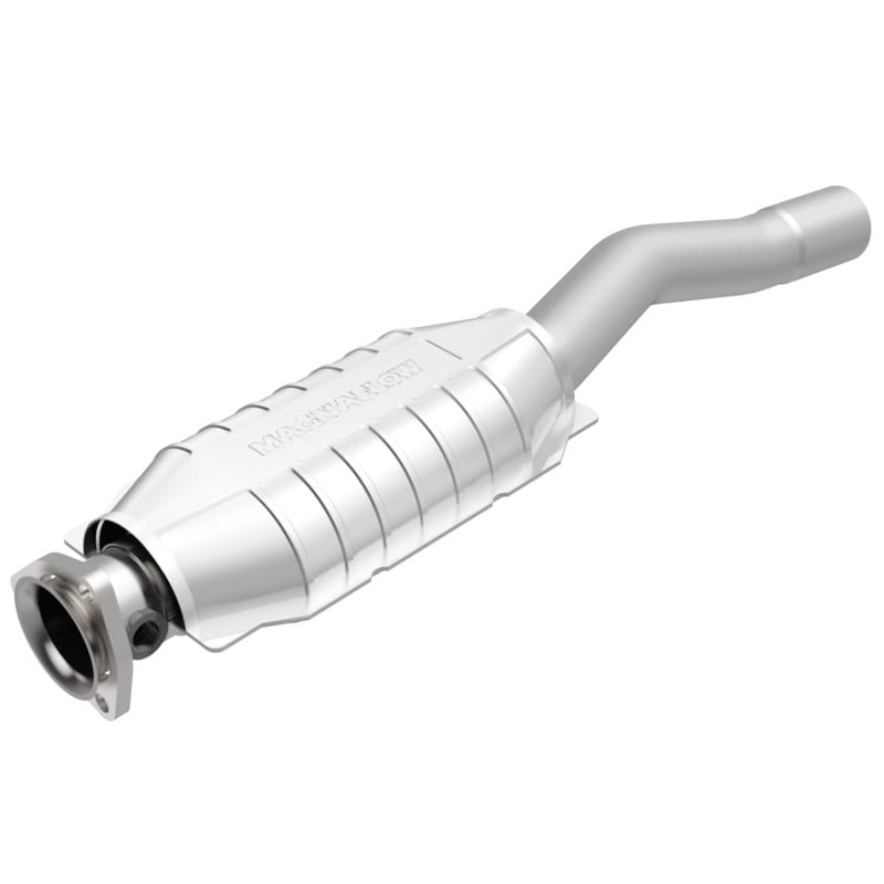 Magnaflow — Standard Grade Direct-Fit Catalytic Converter