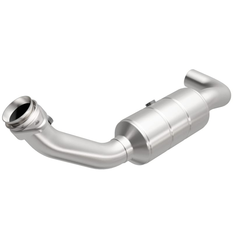 Magnaflow — OEM Grade Direct-Fit Catalytic Converter
