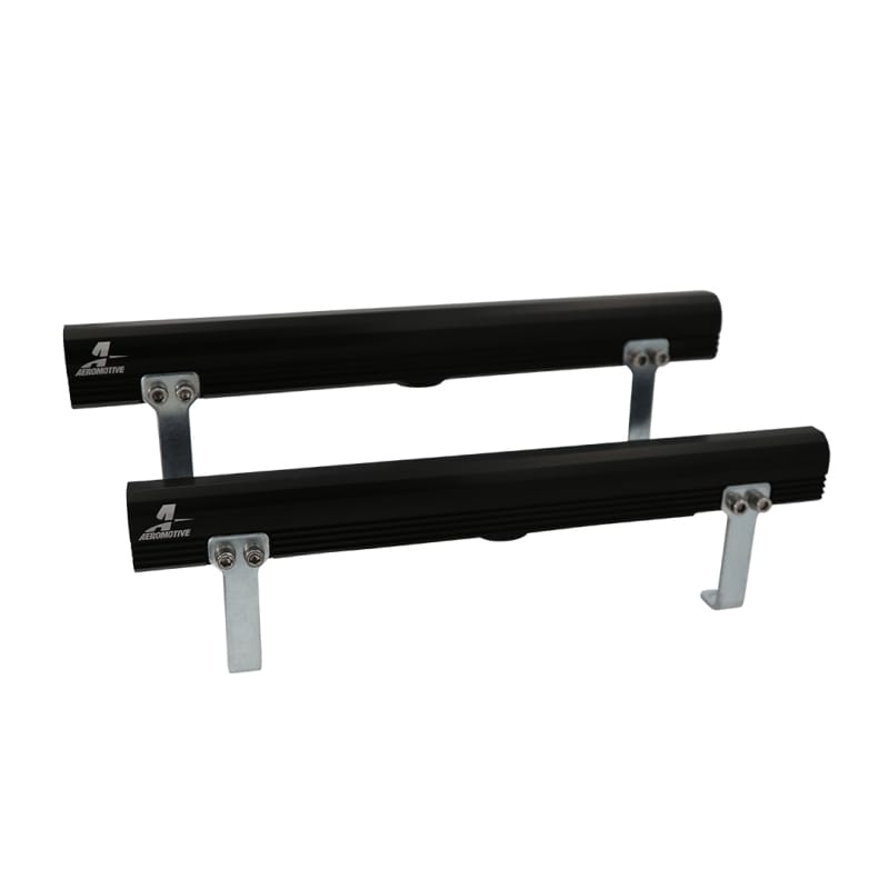 Aeromotive — Edelbrock SBC Victor "E" Fuel Rail Kit