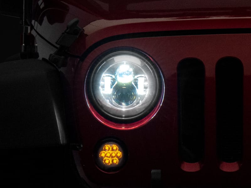 Raxiom — Axial Series LED Daymaker Headlights
Chrome Housing
Clear Lens