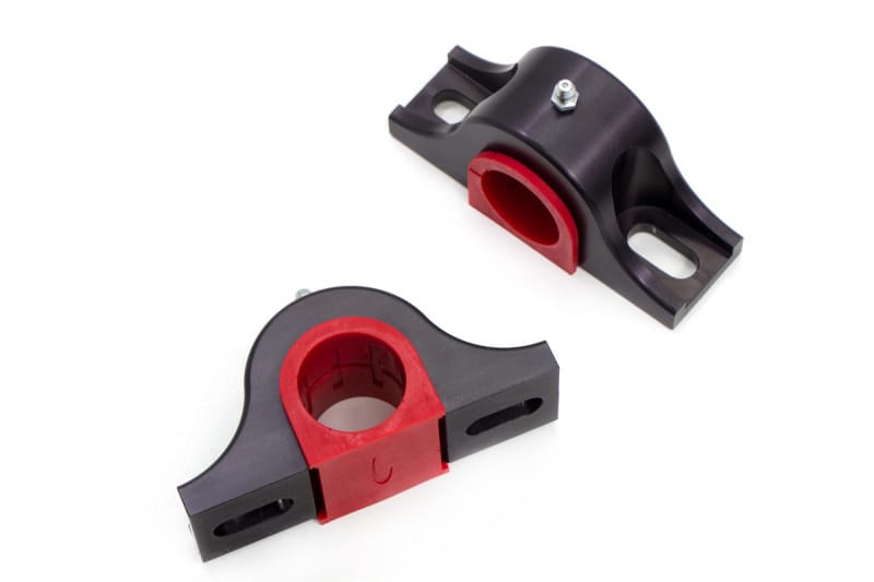 UMI Performance — 90066 - Billet Aluminum Front Sway Bar Mounts- 1-5/16" (33.3mm)