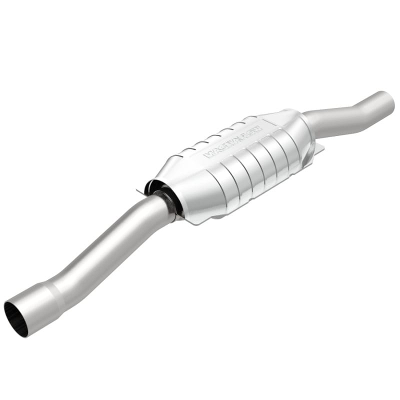 Magnaflow — Standard Grade Direct-Fit Catalytic Converter