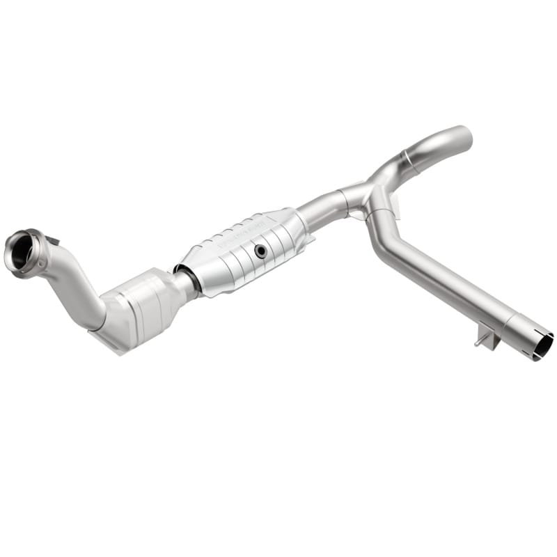 Magnaflow — OEM Grade Direct-Fit Catalytic Converter