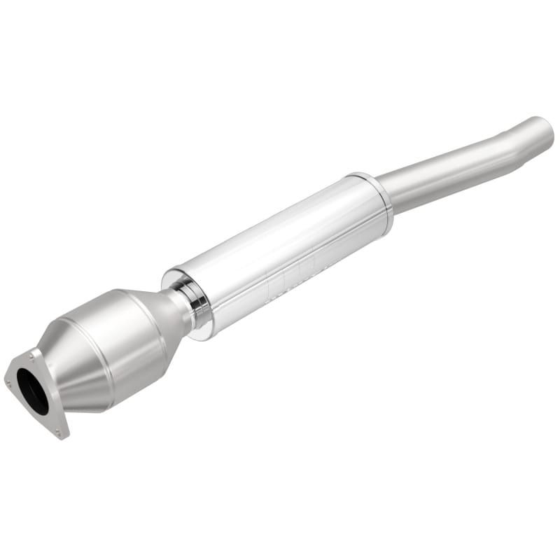 Magnaflow — OEM Grade Direct-Fit Catalytic Converter