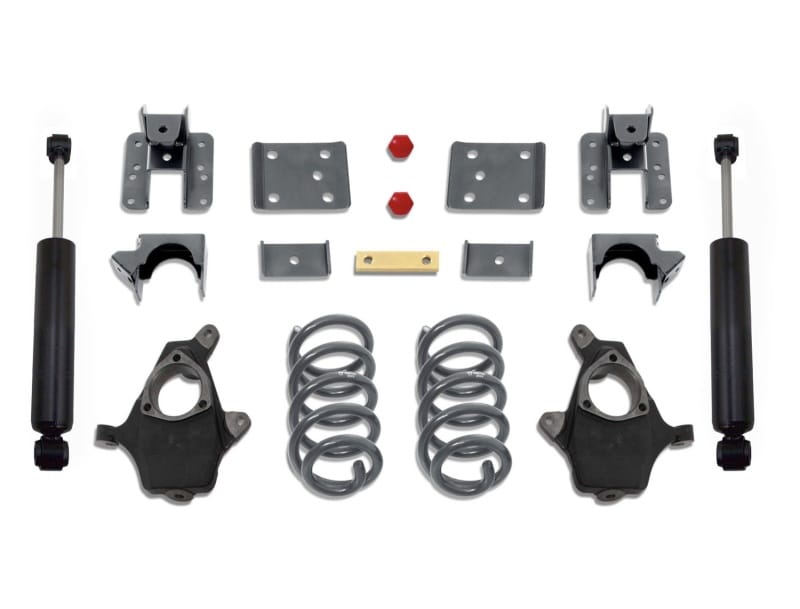 Maxtrac — MaxTrac 07-13 GM C/K1500 2WD/4WD Single Cab 4in/6in Lowering Spindle Kit