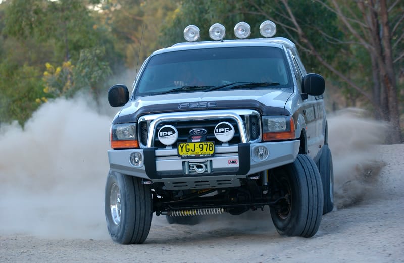 ARB — ARB Sahara Summit S/Bumper Suit 200 GXL 8/18ON OE Fog 8-12 (Not M12)
Bumper- Front