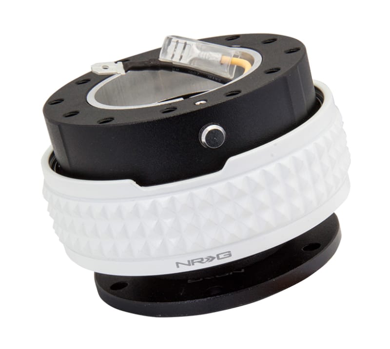 NRG — NRG Quick Release Kit - Pyramid Edition - Black Body / Glow In The Dark Pyramid Ring