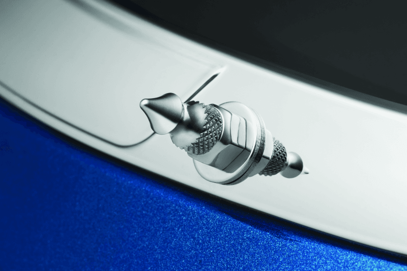 Kuryakyn — Kuryakyn Windshield Mounting Spikes 14-Up FL Touring Models Chrome