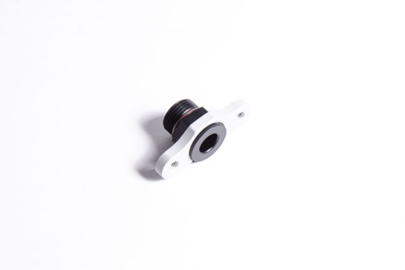 Radium Engineering — Radium Engineering Nissan VQ FPD Adapter (8AN ORB / 11mm Bore / 42mm Spacing / M6)