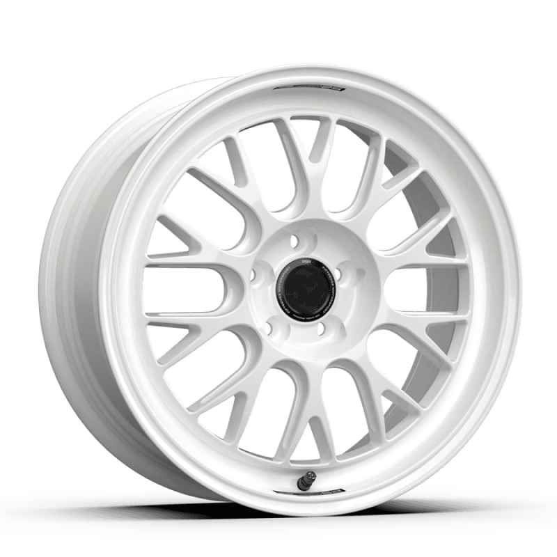 fifteen52 — fifteen52 Holeshot RSR 18x8.5 5x108 42mm ET 63.4mm Center Bore Rally White