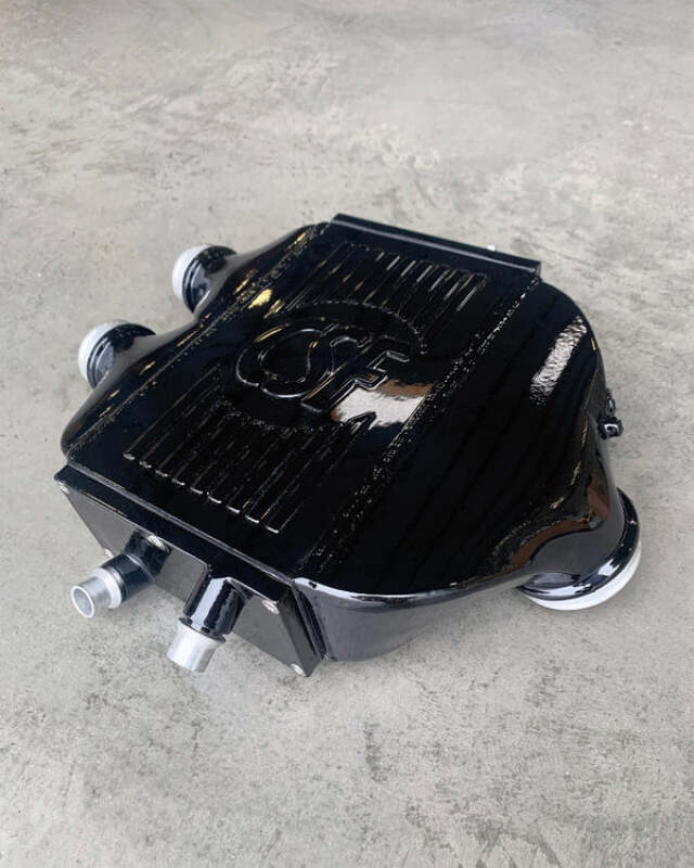 CSF — CSF 2014+ BMW M3/M4 (F8X) Top Mount Charge-Air-Cooler - Gloss Black