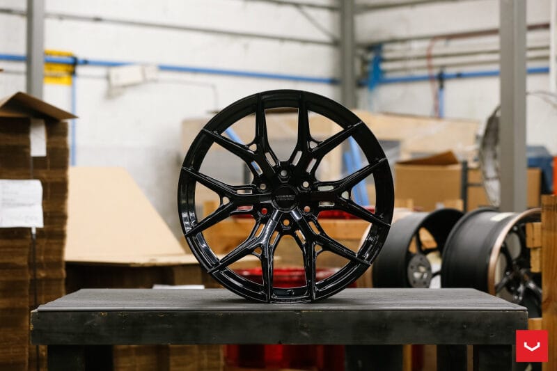 Vossen — Vossen HF6-4 - 20X9.5 / 6X135 / 87.1 / ET30 / Deep - Gloss Black