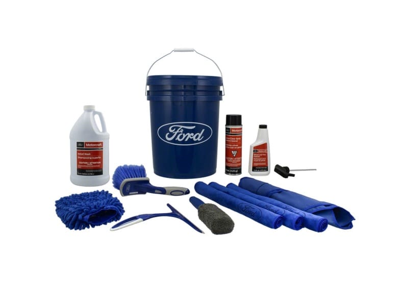 Ford Racing — Ford Racing Ford Exterior Cleaning Kit (Aerosol)
Detail Kit