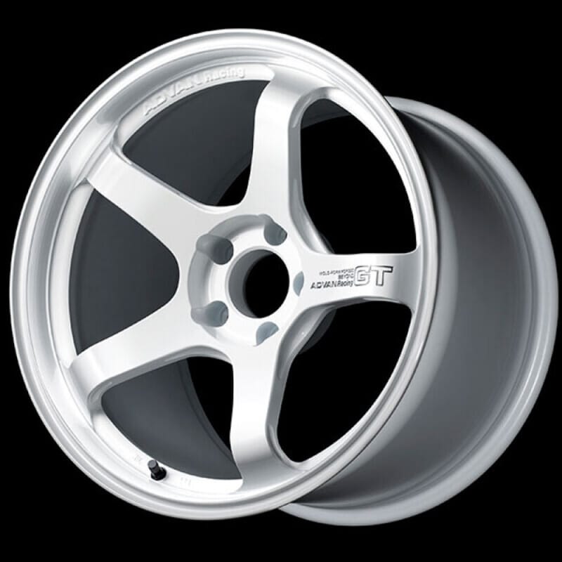 Advan — Advan GT Beyond 18x8.5 +37 5x114.3 Racing White Wheel
