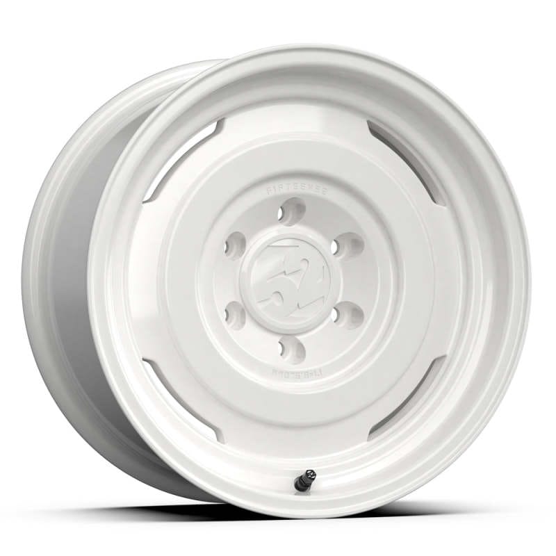 fifteen52 — fifteen52 Analog HD 17x8.5 6x139.7 0mm ET 106.2mm Center Bore Gloss White Wheel