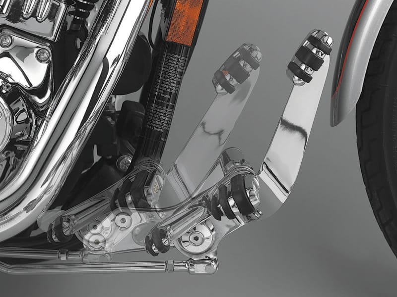 Kuryakyn — Standard Forward Controls Chrome