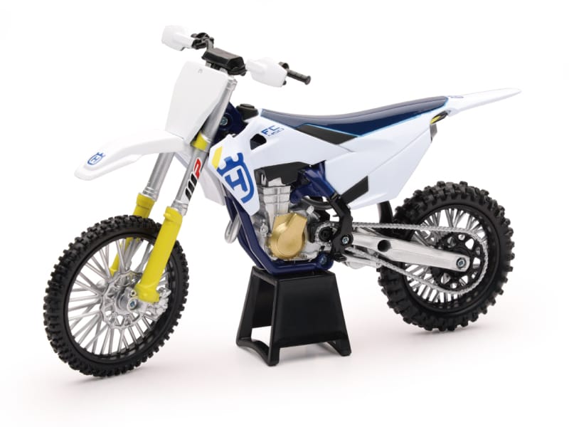 New Ray Toys — New Ray Toys Husqvarna FC450 Motocross/ Scale - 1:12