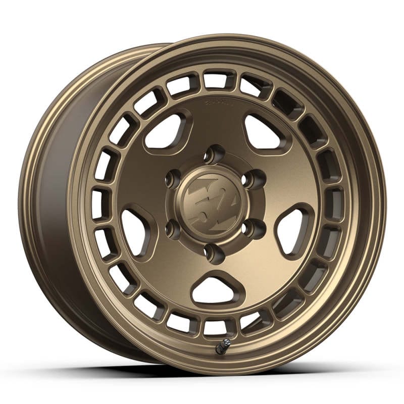fifteen52 — fifteen52 Turbomac HD Classic 17x8.5 5x150 0mm ET 110.3mm Center Bore 4.75in BS Bronze Wheel