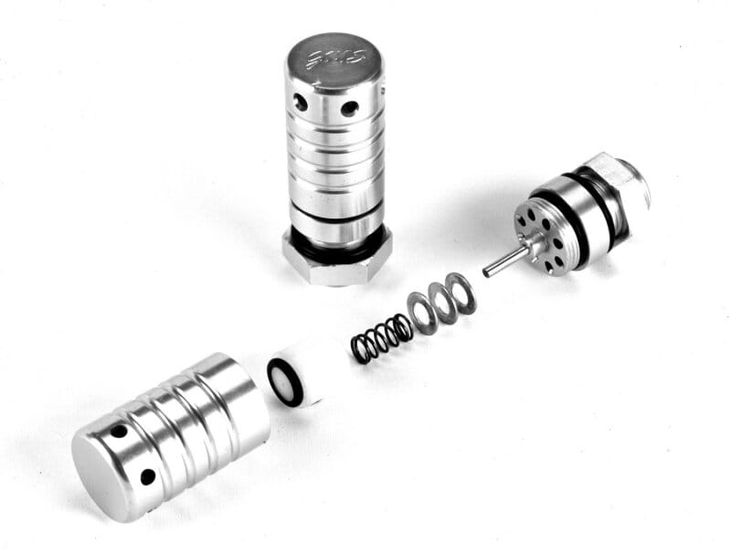 Granatelli Motor Sports — Granatelli Vacuum Relief Valve
Engine Valve Cover