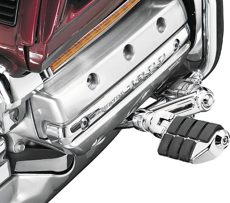 Kuryakyn — Ergo With Dually ISO Pegs Chrome