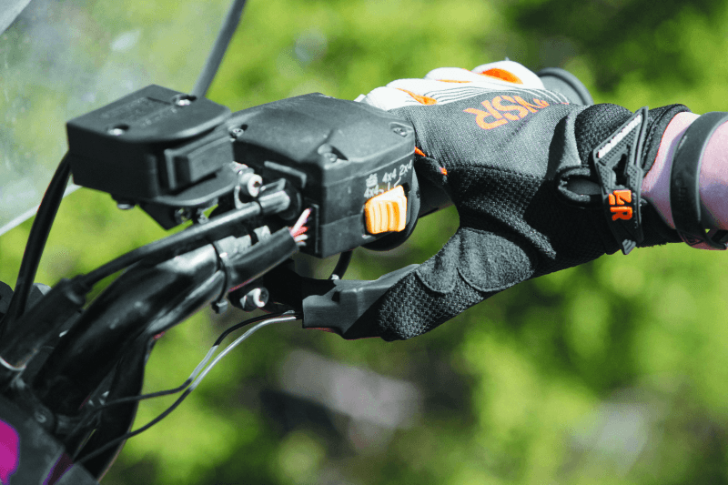 QuadBoss — Heated Grips with Thumb Warmer