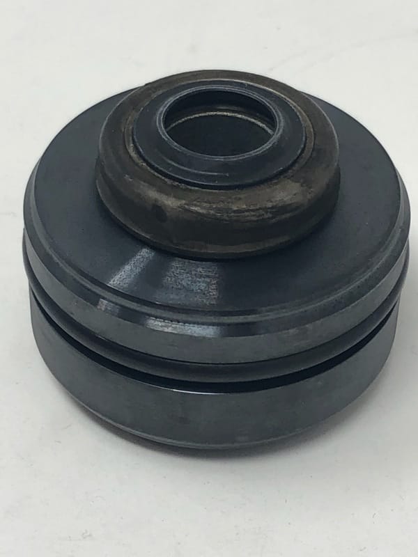 KYB Powersports — KYB 02-03/05-07 Suzuki GSX-R1000 Rear Shock Seal Head 46 mm. / 14 mm.