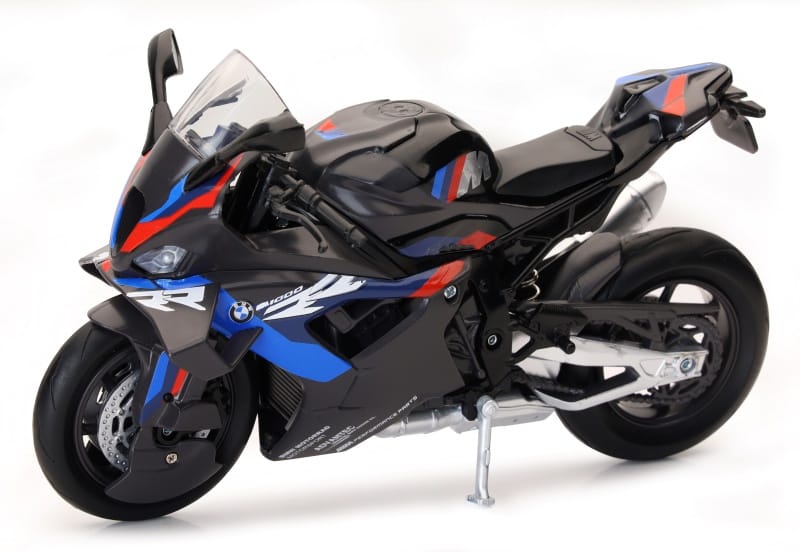 New Ray Toys — New Ray Toys BMW M1000RR / Scale 1:12