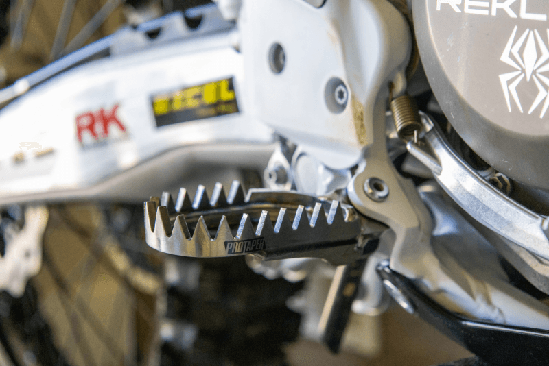 ProTaper — ProTaper 17-22 KTM/Gas Gas/Husky Titanium Footpegs
Pro Taper 17-22 KTM/GasGas/Husky Titanium Footpegs