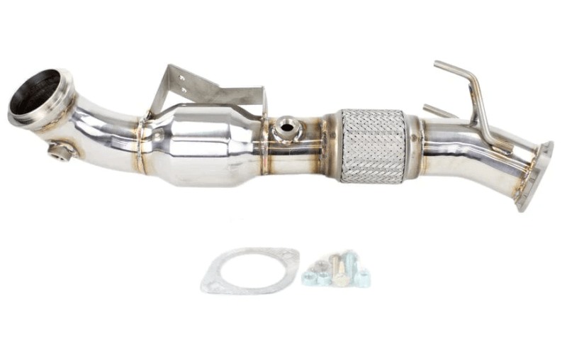 Invidia — Invidia 13+ Ford Focus ST Down Pipe w/ High Flow Cat