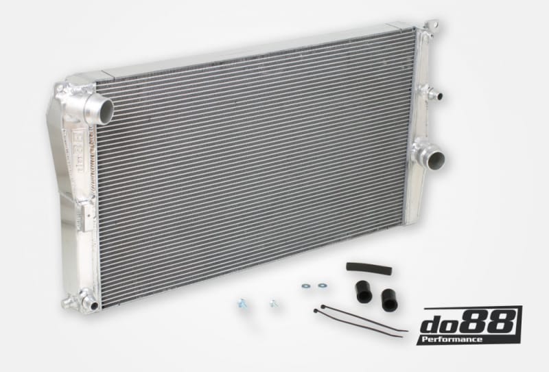 do88 — do88 12-16 BMW 1/2/3/4-Series M135i/M235i/335i/435i (F2X/F3X) Aluminum Radiator