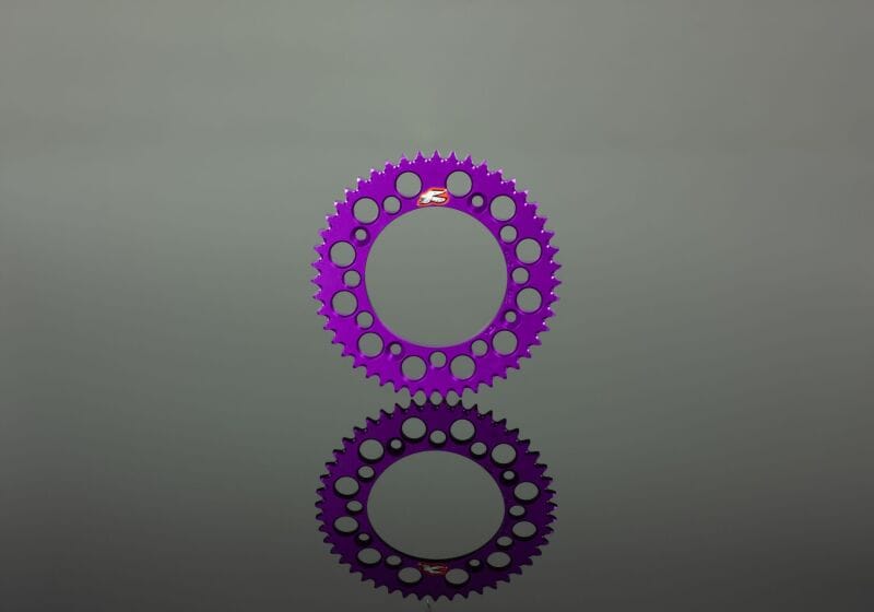Renthal — Renthal 92+ Honda CRF150-450R/X/XR 250R/650R Rear Grooved Sprocket - Purple 520-48P Teeth