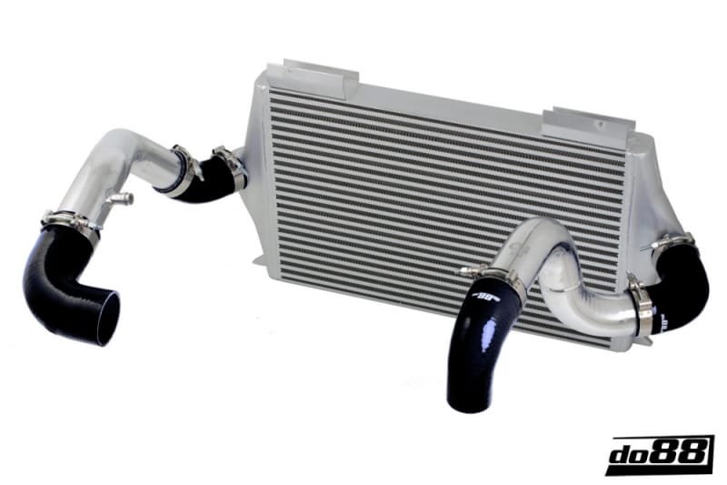 do88 — do88 92-98 Volvo 740/940 Turbo (63mm Throttle) BigPack Intercooler Kit w/Black Hoses
