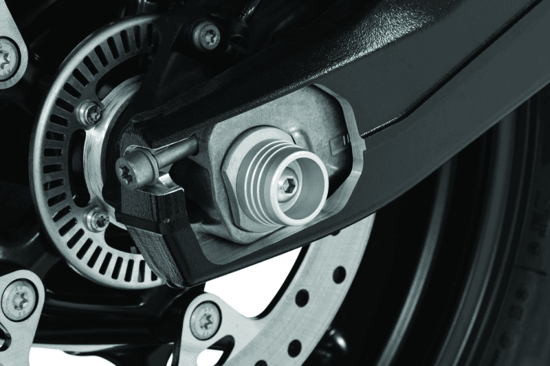 Kuryakyn — Lodestar Rear Axle Slider Silver