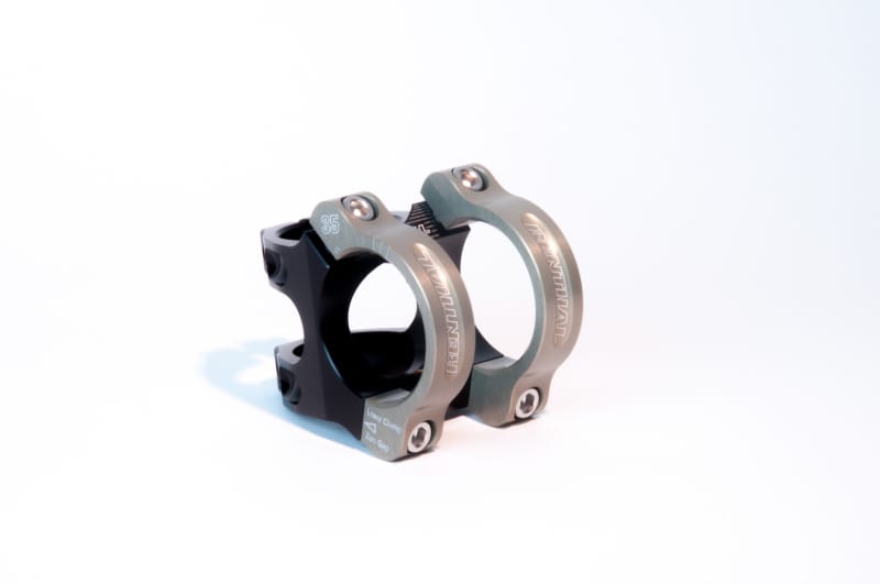 Renthal — Renthal Apex 35 Handlebar Clamp 33 mm.