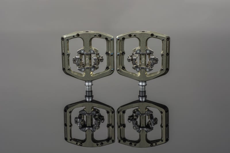 Renthal — Renthal Cycle Revo-DHC Pedal - Alu Gold