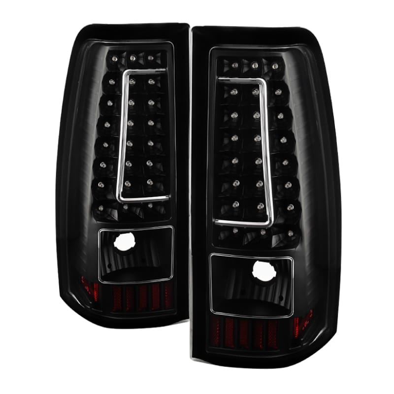 SPYDER — xTune Chevy Silverado 1500-2500-3500 03-06 C-Shape LED Tail Lights Black ALT-ON-CS03-G2-LED-BK