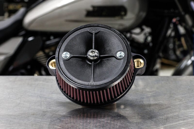 S&S Cycle — S&S Cycle 2023 CVO M8 Touring Models w/ VVT Stealth Air Cleaner Kit