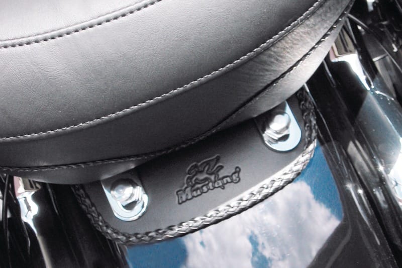 Mustang Motorcycle — Mustang 97 21 Harley FL Touring Mini Fender Bib - Black