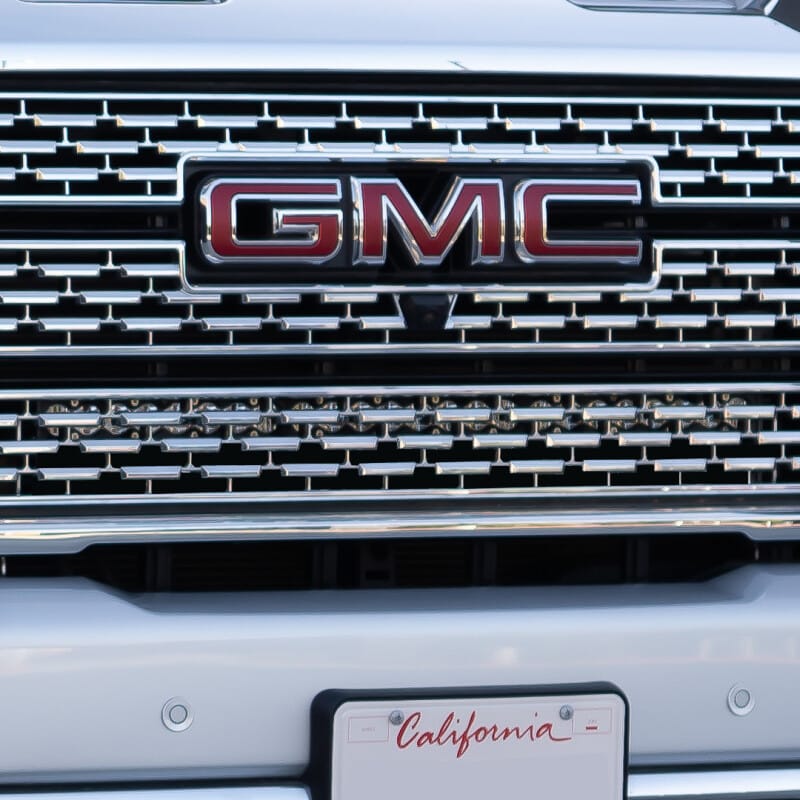 Baja Designs — Baja Designs 2020+ GMC 2500/3500 30in Grille LED Light Bar Kit S8 Driving Combo