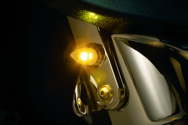 Kuryakyn — Front/Rear, Amber LED, Clear Lens, Chrome Housing