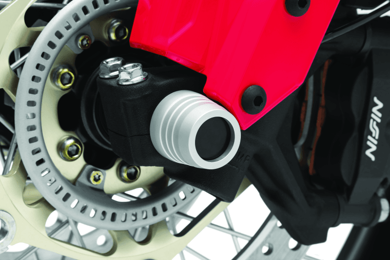 Kuryakyn — Lodestar Front Axle Slide Silver