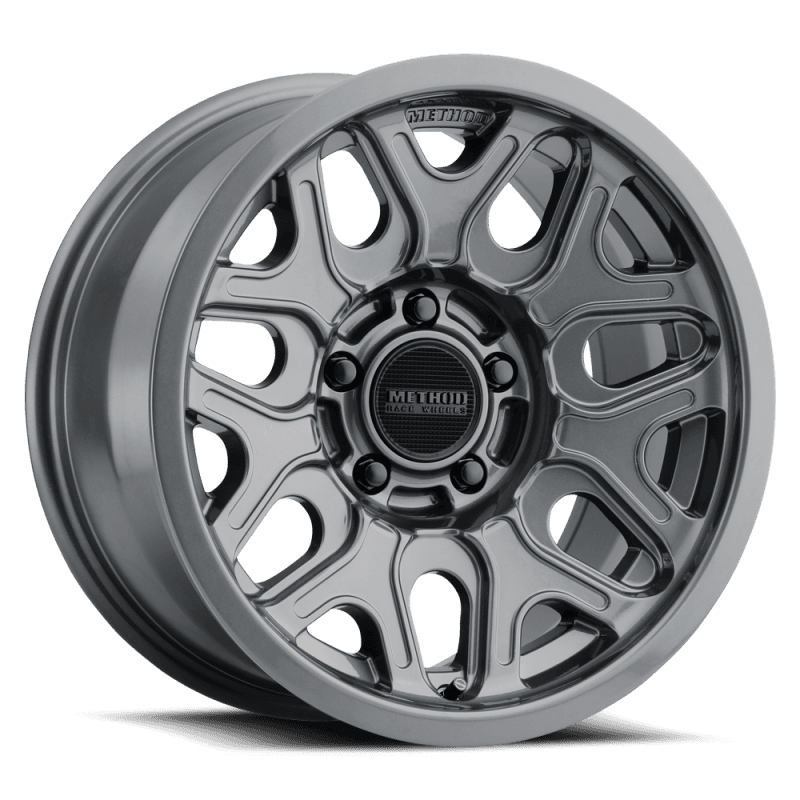 Method Wheels — Method MR322 / 18x9 / 8x6.5 BP / 18ET / 5.68in BS / 130.81mm CB - Gloss Titanium Wheel