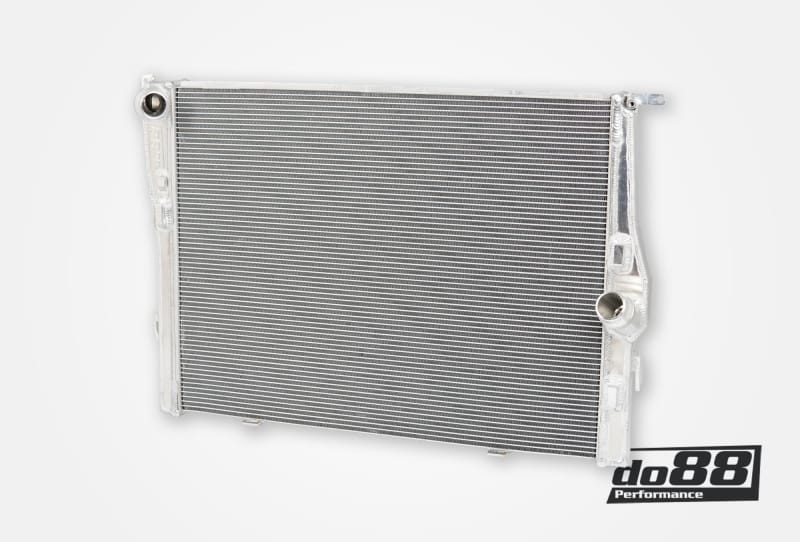 do88 — do88 07-13 BMW M3 (E90/E92/E93) Aluminum Radiator