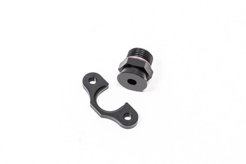 Radium Engineering — Radium Engineering FPR Adapter - 8AN ORB - 7mm Bore - 39mm Spacing - M6