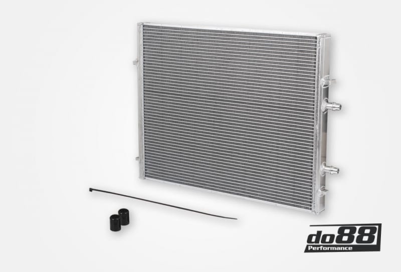 do88 — do88 19-20 BMW M2 Comp (F87)/15-20 BMW M3/M4 (F8X) Radiator for Front Mount Intercooler