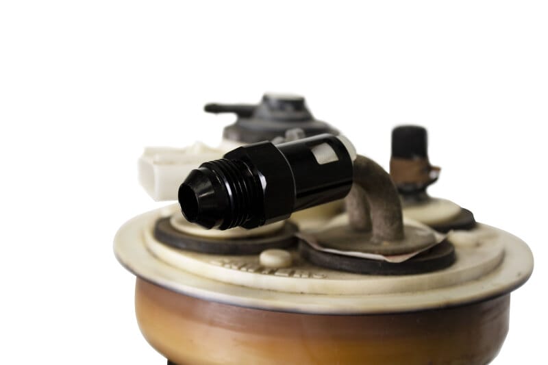 Fleece Performance — Fleece Performance Universal 3/8in Quick Connect to -8AN Male Adapter
Hose Connector