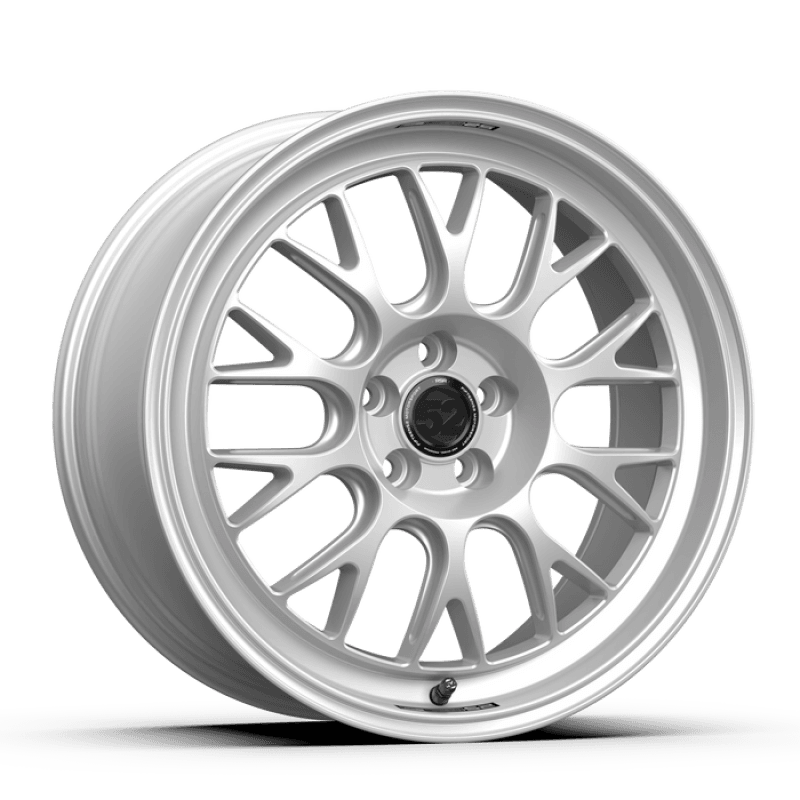 fifteen52 — fifteen52 Holeshot RSR 18x9 5x100 42mm ET 73.1mm Center Bore Radiant Silver