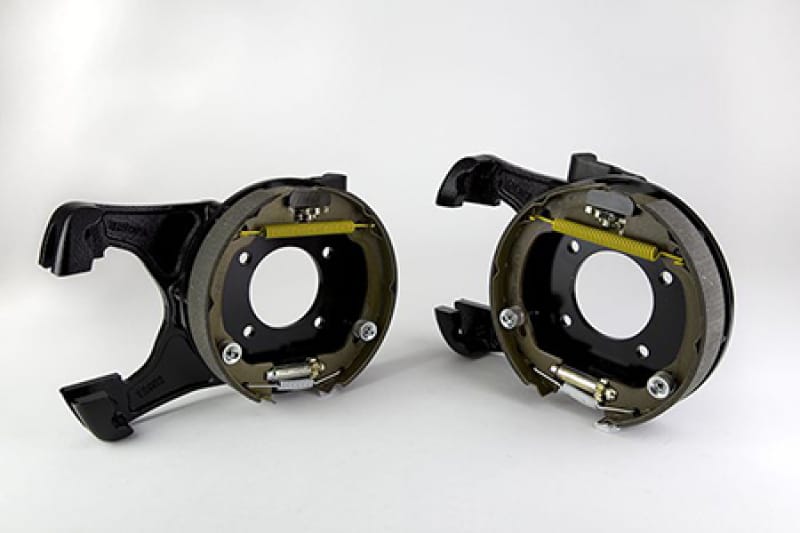 Wilwood — Wilwood Caliper Bracket Kit - 12 Bolt Chevy 1PC 12.19x.81 Rotor (Disc/Drum D154)
BRACKET,KIT